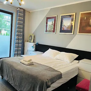 Homestay Airport Comfy Guest, Warsaw